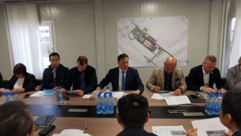 RADOVI TEKU PO PLANU: Ministar Mali i ove nedelje na gradilištu Ekspa RADOVI TEKU PO PLANU: Ministar Mali i ove nedelje na gradilištu Ekspa