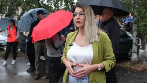 БЛОКАДЕ НЕ ДОНОСЕ РЕШЕЊА, ВЕЋ ПРОДУБЉУЈУ ПРОБЛЕМЕ: Пироћанка упутила јасну поруку (ВИДЕО) БЛОКАДЕ НЕ ДОНОСЕ РЕШЕЊА, ВЕЋ ПРОДУБЉУЈУ ПРОБЛЕМЕ: Пироћанка упутила јасну поруку (ВИДЕО)
