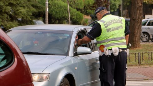 САОБРАЋАЈЦИ ОСТАЛИ У ШОКУ: Ево са колико промила је мушкарац возио у Сурдулици