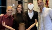 HANA IKODINOVIĆ RASPLAKALA MAMU I TATU:Objavila emotivni snimak Nataše Bekvalac i Danila!