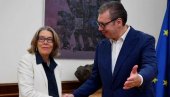 ZAHVALIO SAM DANSKOJ NA DOSLEDNOJ PODRŠCI KOJU PRUŽA SRBIJI: Vučić sa ambasadorkom Daler Kardel ZAHVALIO SAM DANSKOJ NA DOSLEDNOJ PODRŠCI KOJU PRUŽA SRBIJI: Vučić sa ambasadorkom Daler Kardel