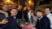 UREDNIK SA RTS-A U DRUŠTVU MANOJLOVIĆEVOG POKRETA: Ko još sumnja da je javni servis okupiran blokaderima?