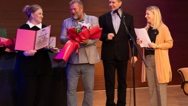 СМЕДЕРЕВО ДОМАЋИН СВЕЧАНЕ СЕДНИЦЕ МУЗЕЈСКОГ ДРУШТВА СРБИЈЕ: Уручена признања најуспенишјима СМЕДЕРЕВО ДОМАЋИН СВЕЧАНЕ СЕДНИЦЕ МУЗЕЈСКОГ ДРУШТВА СРБИЈЕ: Уручена признања најуспенишјима