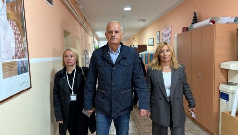 УМЕСТО ПЕЛЕТА - ГАС: ОШ Никола Тесла, прва школа у Обреновцу која мења начин грејања УМЕСТО ПЕЛЕТА - ГАС: ОШ Никола Тесла, прва школа у Обреновцу која мења начин грејања