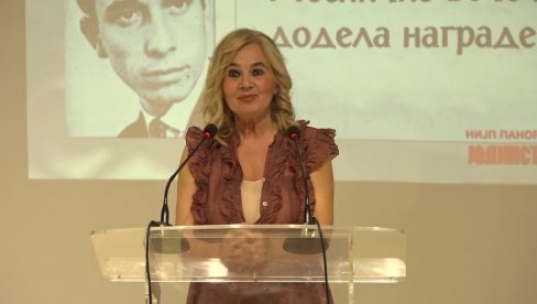 PESNIČKO VEČE I DODELA NAGRADE: Održani ovogodišnji Pensički susreti „Lazar Vučković“ PESNIČKO VEČE I DODELA NAGRADE: Održani ovogodišnji Pensički susreti „Lazar Vučković“