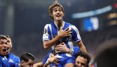 NIKO NE MOŽE DA IM DA GOL: Odbrana Porta funkcioniše savršeno