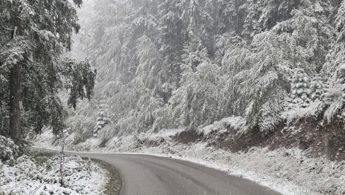 PAO SNEG U SRBIJI: Temperatura sa 26 stepeni pala na minus 1