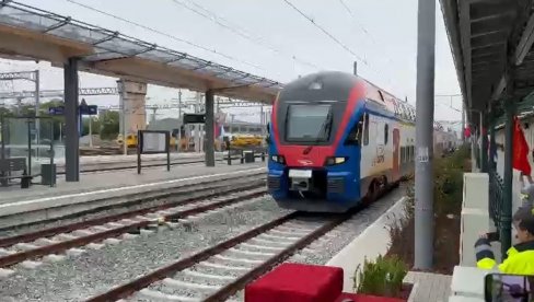MANJE OD 70 MINUTA: Brzi voz u kom je predsednik Vučić stigao iz Beograda u Suboticu (VIDEO)