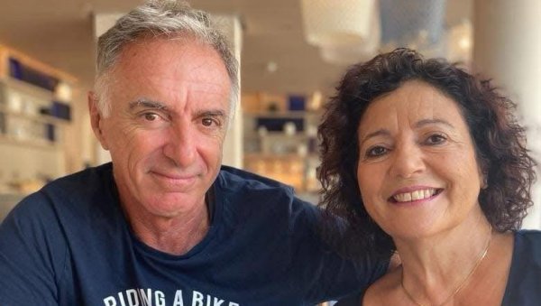 ОВО ЈЕ БРАЧНИ ПАР КОЈИ ЈЕ СТРАДАО НА ЈАДРАНУ! Четворо погинулих у тешкој несрећи, полицајац скочио у море да их спаси(ФОТО)