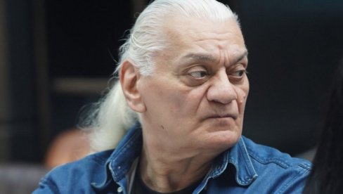 ФУТИНА НОВА ЉУБАВ: Објавила заједничку слику и написала ЕМОТИВНЕ речи (ФОТО) ФУТИНА НОВА ЉУБАВ: Објавила заједничку слику и написала ЕМОТИВНЕ речи (ФОТО)