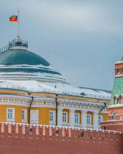 ОБУЗДАТИ СЕ ОД КОРАКА КОЈИ БИ МОГЛИ ДА ЕСКАЛИРАЈУ ТЕНЗИЈЕ: Русија позвала на уздржаност након Трамповог упозорења Ирану