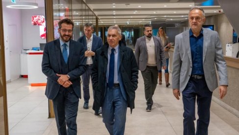 VELIKA ČAST ZA TV ARENA SPORT: Ambasador Rusije Aleksandar Bocan-Harčenko i ministar sporta Zoran Gajić u poseti