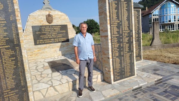 ДАНИ ДЕЧЈЕ ПОЕЗИЈЕ И ПРОЗЕ: Најбољи Андреа и Страхиња ДАНИ ДЕЧЈЕ ПОЕЗИЈЕ И ПРОЗЕ: Најбољи Андреа и Страхиња