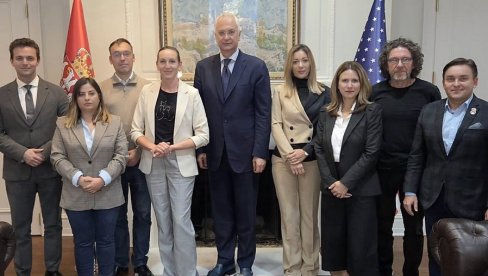 ŠUTANOVAC POSVAĐAO BLOKADERE: Kako je fotografija iz Vašingtona podigla tenzije u opozicionom bloku