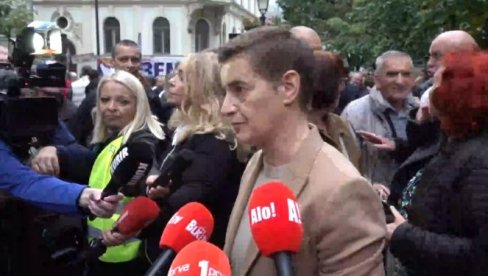 ANA BRNABIĆ NA SKUPU PODRŠKE NAŠEM NARODU NA KOSOVU I METOHIJI: Da sutra svi stanemo uz Srpsku listu ANA BRNABIĆ NA SKUPU PODRŠKE NAŠEM NARODU NA KOSOVU I METOHIJI: Da sutra svi stanemo uz Srpsku listu