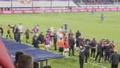 ПРОВОКАЦИЈЕ АЛБАНАЦА: Прослава гола испред клупе Србије (ВИДЕО) ПРОВОКАЦИЈЕ АЛБАНАЦА: Прослава гола испред клупе Србије (ВИДЕО)