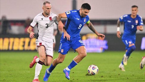 MITROVIĆ JE ONAJ STARI: Srbin opet rešeta mreže! (VIDEO)