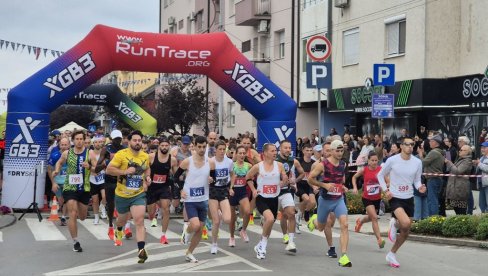 KENIJAC POBEDNIK SVILAJNAČKOG POLUMARATONA: Na tradicionalnoj sportskoj manifestaciji oko  600 učesnika