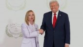 OPET: Đorđa Meloni kolutala očima pred Trampom (VIDEO)