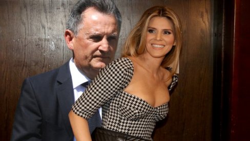 JA MLADOŽENJA? Toplica Spasojević se oglasio posle povezivanja sa Melinom: Informacija nema nikakve veze sa istinom JA MLADOŽENJA? Toplica Spasojević se oglasio posle povezivanja sa Melinom: Informacija nema nikakve veze sa istinom
