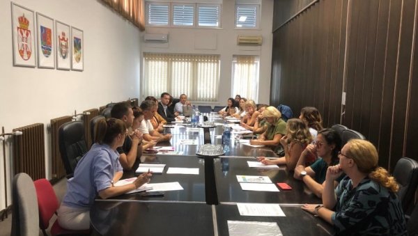ОДРЖАН ПРВИ САСТАНАК Радне групе за израду Стратегије за младе Општине Бачки Петровац 2026–2030.