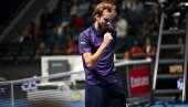 USPEO JE POSLE 29 MESECI: Danil Medvedev osvojio titulu u Kazahstanu