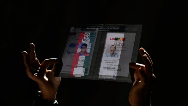 БОЛИВИЈА БИРА ПРЕДСЕДНИКА: Избори који означавају крај једне епохе БОЛИВИЈА БИРА ПРЕДСЕДНИКА: Избори који означавају крај једне епохе