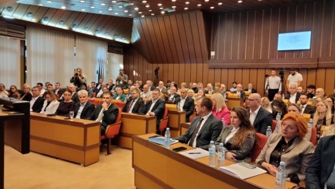 SKUPŠTINA NOVOG SADA USVOJILA DRUGI OVOGODIŠNJI REBALANS BUDŽETA KOJI SADA IZNOSI 49,33 MILIJARDE   Više prihoda - punija kasa