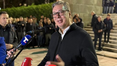 VUČIĆ U ĆACILENDU NAKON TERORISTIČKOG AKTA KOJI JE IZVRŠIO BLOKADER: Svi smo mi Milan