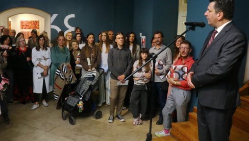 DELA I TRADICIJA DIVLJENJA VREDNI: Otvoren 68. Oktobarski salon u Šapcu DELA I TRADICIJA DIVLJENJA VREDNI: Otvoren 68. Oktobarski salon u Šapcu