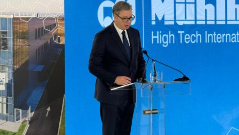 IMAĆEMO NAJMODERNIJE PASOŠE ZA DVE GODINE Vučić na otvaranju fabrike Milbauer: Investicija vredna 29,5 miliona evra (VIDEO) IMAĆEMO NAJMODERNIJE PASOŠE ZA DVE GODINE Vučić na otvaranju fabrike Milbauer: Investicija vredna 29,5 miliona evra (VIDEO)