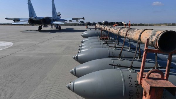 РУСИ МОДЕРНИЗОВАЛИ СВОЈЕ ВЕЋ РАЗОРНО ОРУЖЈЕ: Ово само показује да желе да униште Украјину РУСИ МОДЕРНИЗОВАЛИ СВОЈЕ ВЕЋ РАЗОРНО ОРУЖЈЕ: Ово само показује да желе да униште Украјину