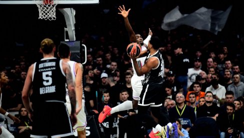 PARIZ ŠOKIRAO PARTIZAN U ARENI: Crno-beli doživeli treći poraz u Evroligi
