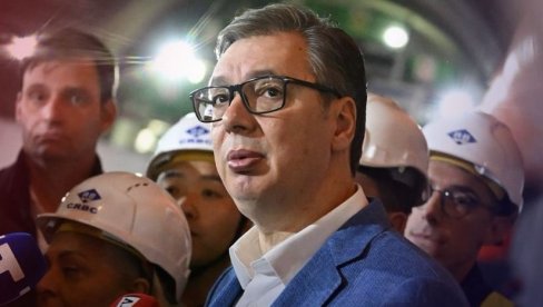 MOĆNA VUČIĆEVA PORUKA NA INSTAGRAMU: Promenili smo lice Srbije nabolje - Nema stajanja! MOĆNA VUČIĆEVA PORUKA NA INSTAGRAMU: Promenili smo lice Srbije nabolje - Nema stajanja!
