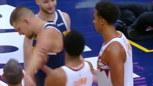 JOKIĆ IZAZVAO HAOS NA TERENU: Udario rivala, nastala velika frka (VIDEO)