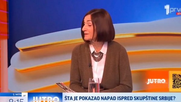 ЉИЉАНА СМАЈЛОВИЋ: Бојана Маљевић је добила заслужени публицитет за идиотски твит о димљеним ћацијима (ВИДЕО) ЉИЉАНА СМАЈЛОВИЋ: Бојана Маљевић је добила заслужени публицитет за идиотски твит о димљеним ћацијима (ВИДЕО)