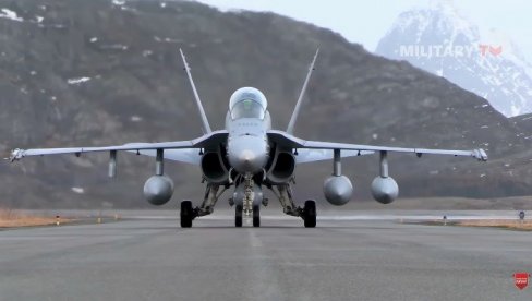 SRUŠILI SE HELIKOPTER I LOVAČKI AVION AMERIČKE VOJSKE: Drama u Južnom kineskom moru, oglasila se pacifička flota SRUŠILI SE HELIKOPTER I LOVAČKI AVION AMERIČKE VOJSKE: Drama u Južnom kineskom moru, oglasila se pacifička flota