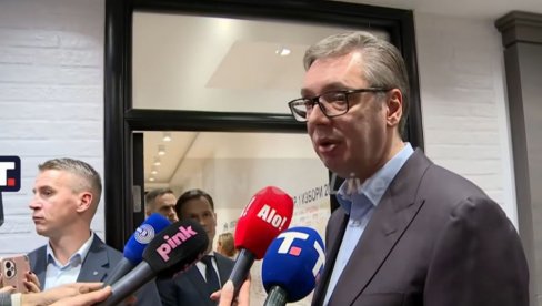 VUČIĆ ODGOVORIO NA OPTUŽBE IZ CRNE GORE: Sela Kavači i Škaljari nisu u Srbiji, ne ubijamo mi po njihovoj zemlji nego oni po našoj VUČIĆ ODGOVORIO NA OPTUŽBE IZ CRNE GORE: Sela Kavači i Škaljari nisu u Srbiji, ne ubijamo mi po njihovoj zemlji nego oni po našoj