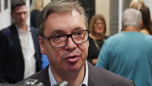 TO JE OD PRESUDNOG ZNAČAJA ZA NAS Vučić: Teški razgovori sa MMF-om; Odgovore po pitanju NIS-a imaćemo krajem ove ili tokom naredne nedelje TO JE OD PRESUDNOG ZNAČAJA ZA NAS Vučić: Teški razgovori sa MMF-om; Odgovore po pitanju NIS-a imaćemo krajem ove ili tokom naredne nedelje