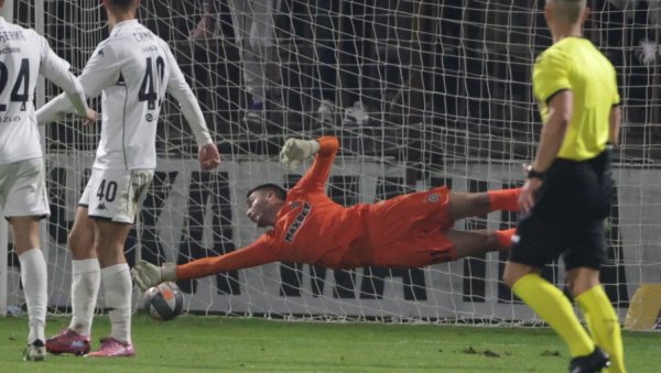 СЕНЗАЦИЈА: Прволигаш избацио Партизан из Купа Србије, Мачва одржала час фудбала црно-белима! (ВИДЕО) СЕНЗАЦИЈА: Прволигаш избацио Партизан из Купа Србије, Мачва одржала час фудбала црно-белима! (ВИДЕО)