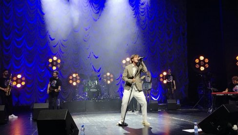OVO JE MOJ SAN: Jakov Jozinović priredio spektakularni koncert koje je rasprodat za sat vremena - Zahvalan sam što me volite (FOTO)