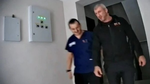 УДАЉЕНО САМО 100 МЕТАРА ОД КЛИНИЧКОГ ЦЕНТРА У НОВОМ САДУ: Ово је место где је Бачулов хтео да се отрује УДАЉЕНО САМО 100 МЕТАРА ОД КЛИНИЧКОГ ЦЕНТРА У НОВОМ САДУ: Ово је место где је Бачулов хтео да се отрује