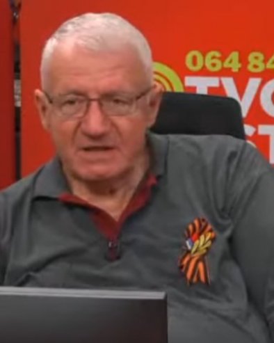 ИЗГОРЕЛИ НА ЛОМАЧИ СОПСТВЕНЕ ГЛУПОСТИ Шешељ закуцао блокадере: Народ више не може да трпи њихово дивљање