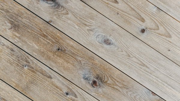 СТРУЧЊАЦИ УПОЗОРАВАЈУ: На овај начин уништавате свој ламинат, а да то не знате