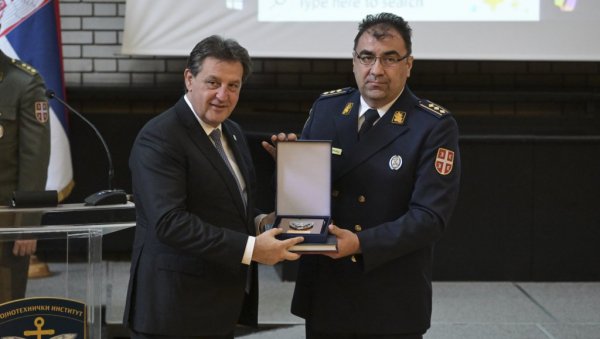 Министар Гашић присуствовао обележавању 77 година рада Војнотехничког института (ФОТО)