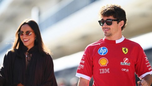 VERIO SE VOZAČ FORMULE 1: Zaprosio prelepu manekenku (FOTO)