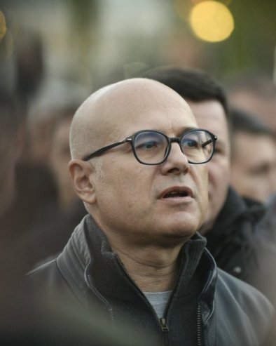 САМО ДА НАМ ТРАКЕ ПОДЕЛЕ, КО ЋЕ ЖУТЕ, КО ПЛАВЕ! Вучевић оштро реаговао на поступке Клеутове и Ђокића