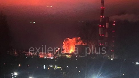 УКРАЈИНА НАПАЉА КЉУЧНУ РАФИНЕРИЈУ: Више експлозија дубоко у Русији, шире се снимци (ВИДЕО)