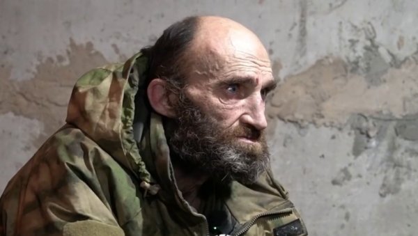 РУСИ ЗАРОБИЛИ УКРАЈИНСКЕ ВОЈНИКЕ У ПОКРОВСКУ: Седам дана нисмо јели, нема воде, око нас је много мртвих (ВИДЕО)