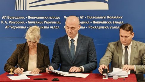 У НОВОМ САДУ ПОТПИСАН СПОРАЗУМ О ПРОЦЕНИ КАНДИДАТА ЗА УНАПРЕЂЕЊЕ ОБРАЗОВАЊА НА МАЂАРСКОМ ЈЕЗИКУ: Упућен позив и осталим националним саветима